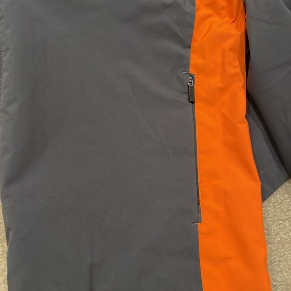 Castore Rangers Mens 23/24 Lightweight Training Jacket - Grey/Orange size L NWT - Picture 6 of 6